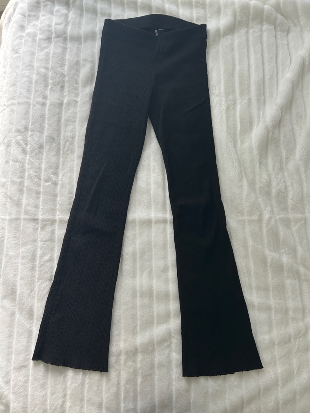 H&M Black Ribbed Flared Pants